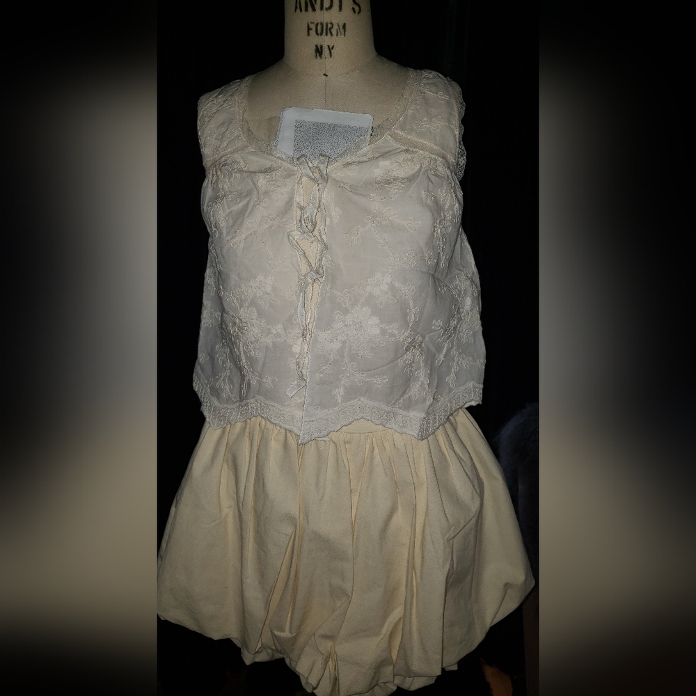 Kirious 100% cotton embroidery lace cream top S